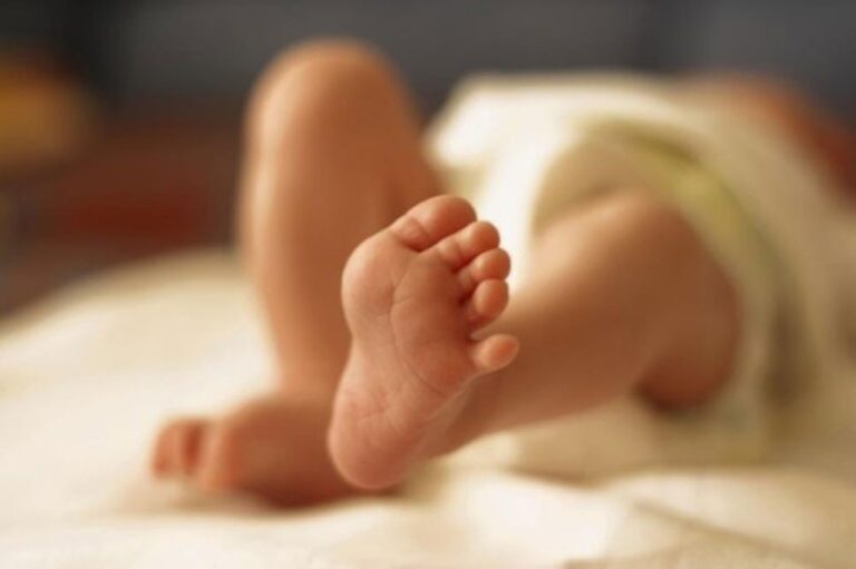 दाङमा भारतिय नम्वरको कार भित्र तीन जना बालकको शव फेला