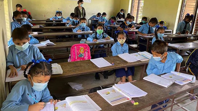 विद्यालयका व्यवस्थापन समिति भंग गरेर वडाध्यक्षलाई जिम्मा दिने तयारि