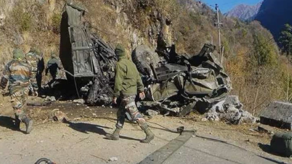 भारतीय सेनाको गाडी दुर्घटना हुँदा नौ जनाको मृत्यु